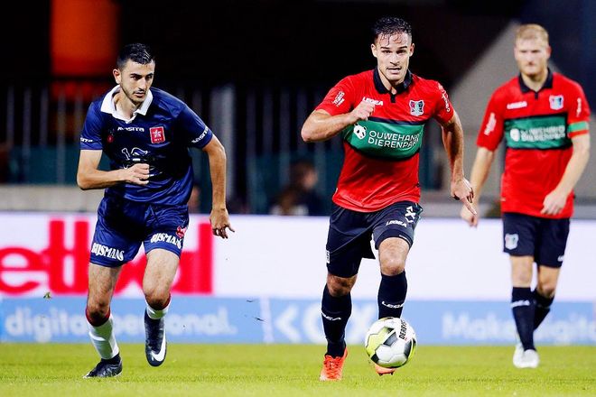 办人李小冬 办人李小冬